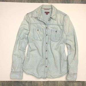 MERONA Long Sleeve Button Up Chambray Denim